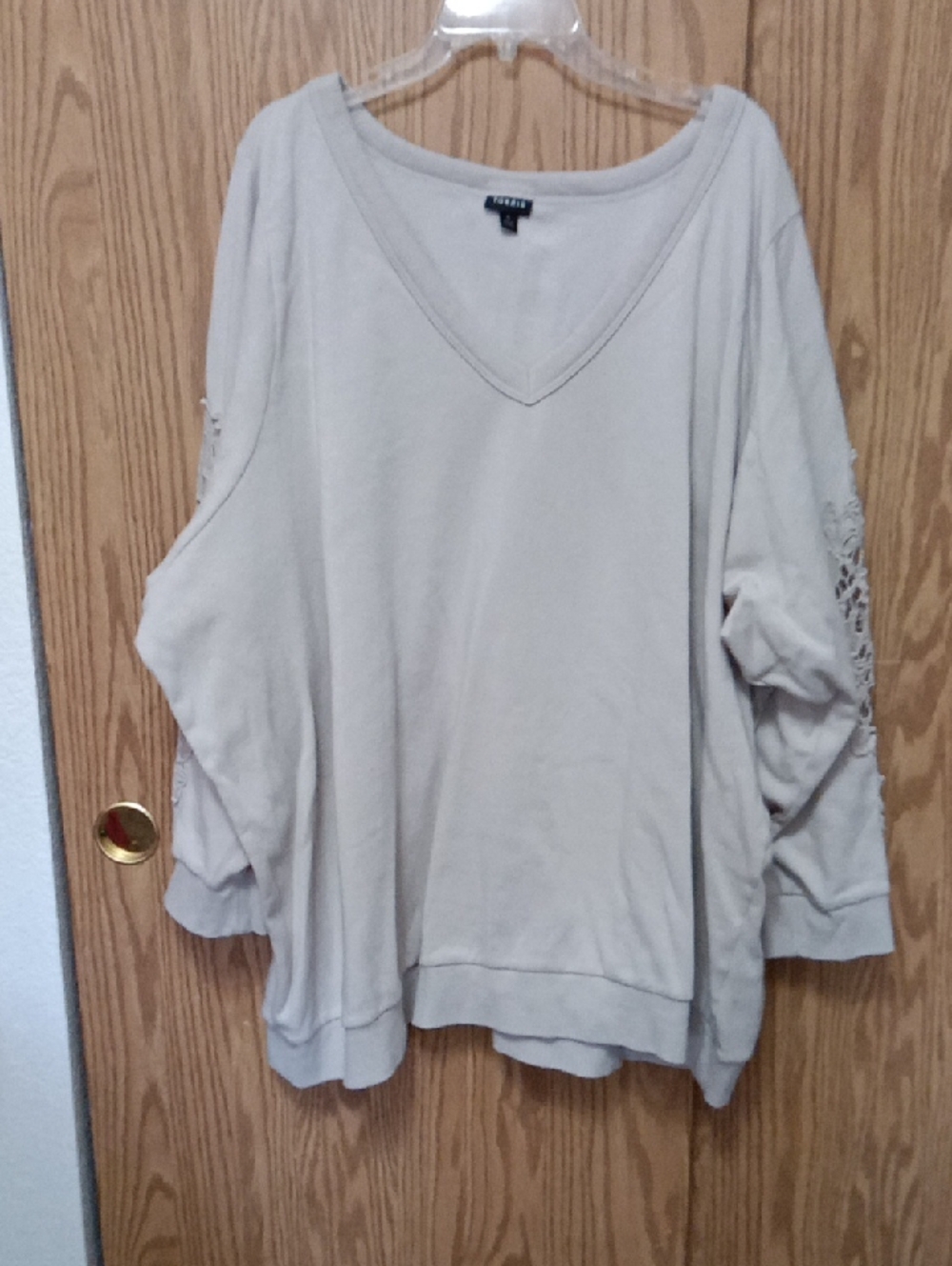 Torrid Lace Sleeves Sweatshirt Sz 6